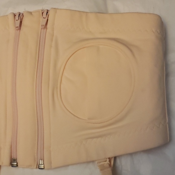 MaternityHandsFreePumping BustierBy Simple Wishes - Picture 7 of 8